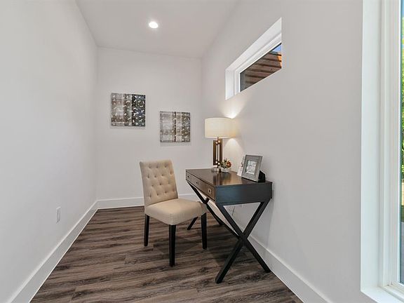 5th image of 1115 Moonlight Bay Dr