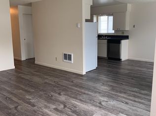 107 Julie Pl #A, Longview, WA 98632