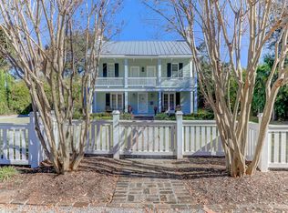 210 Bennett St, Mount Pleasant, SC 29464