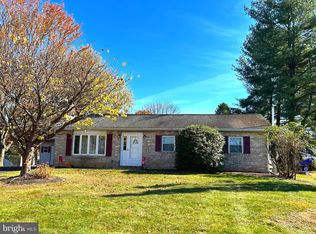 6 Autumn Dr, Gettysburg, PA 17325