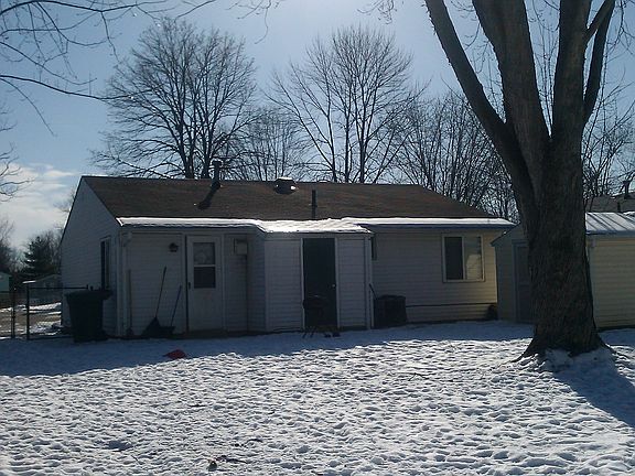 3rd image of 2172 Laurelwood Dr