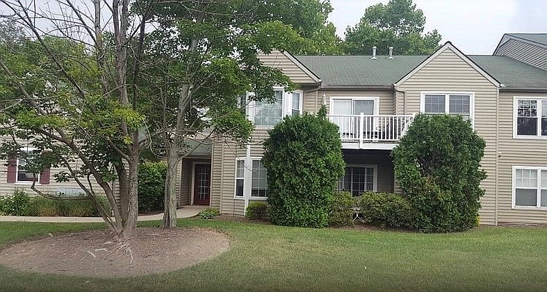1st image of 1091 Fleetwood Dr APT G