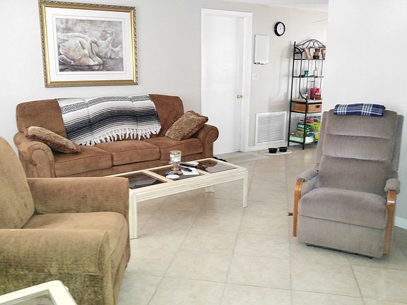 2nd image of 5031 Sherwood Dr