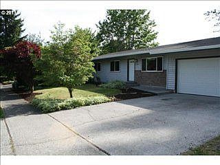 3rd image of 7518 NE 151st Ave