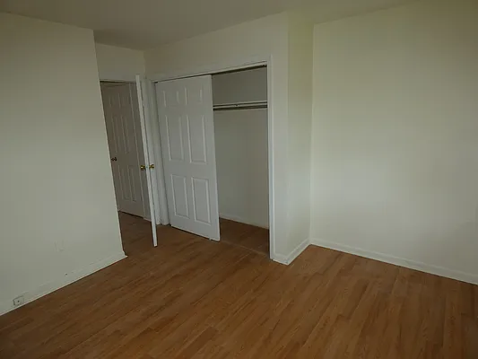 Rented by Owner | media 12