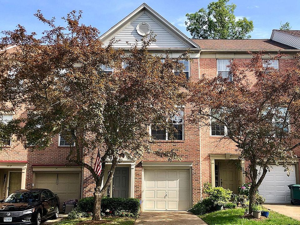 1st image of 3939 Brickert Pl