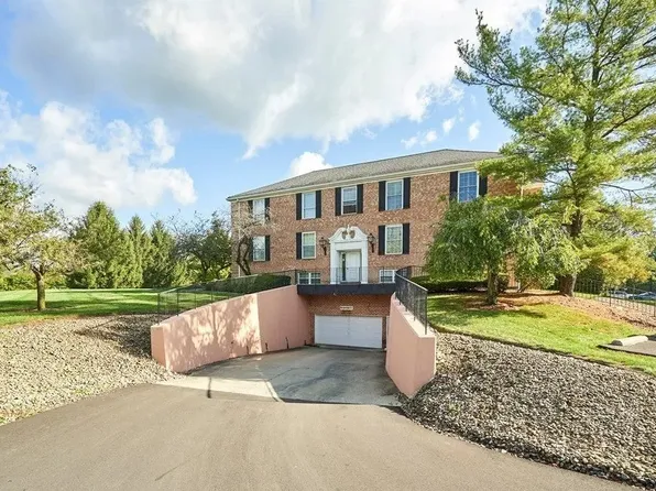 77 Atterbury Blvd APT 209, Hudson, OH 44236