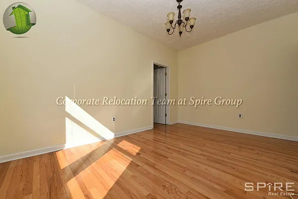Rented by Spire Group | media 19