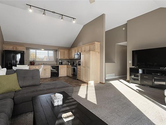 5th image of 1009 Bunting Ln