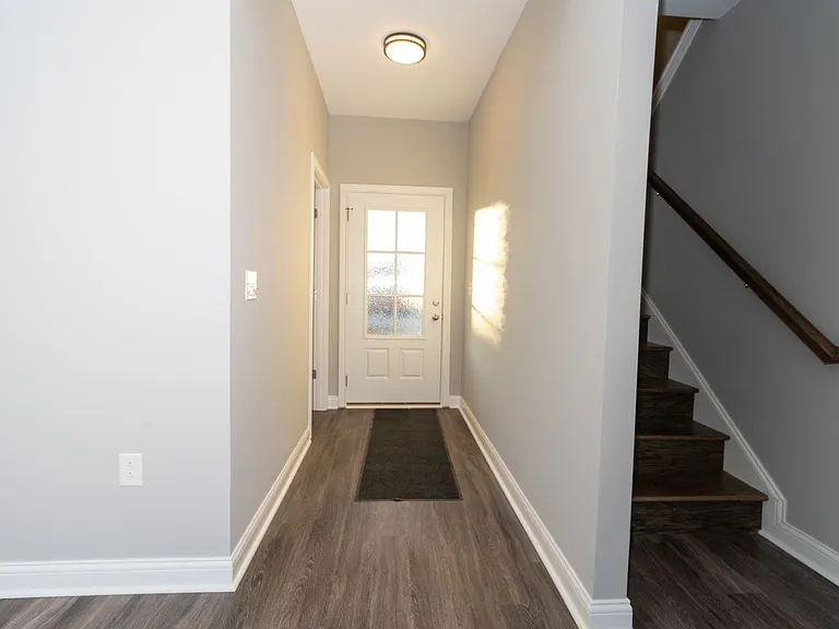 102 Bellbrook Ln — Photo 7