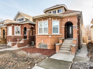 9813 S Aberdeen St, Chicago, IL 60643