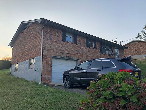 3rd image of 421 Kingsley Ave