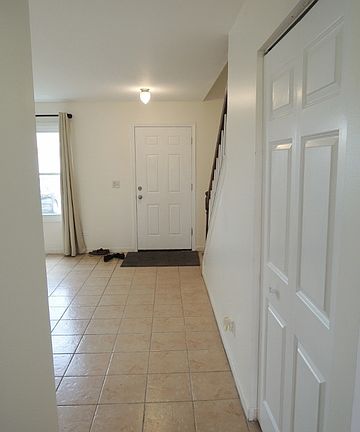 3rd image of 1463 Oxford St