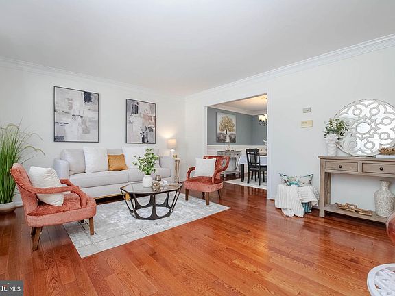 4th image of 1443 E Mac Phail Rd