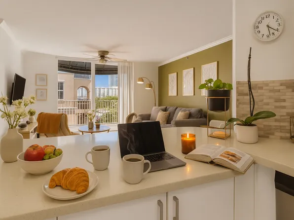 19801 E Country Club Dr #4604, Aventura, FL 33180