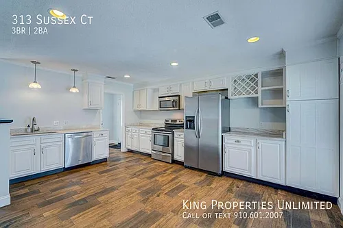 313 Sussex Ct Photo 1