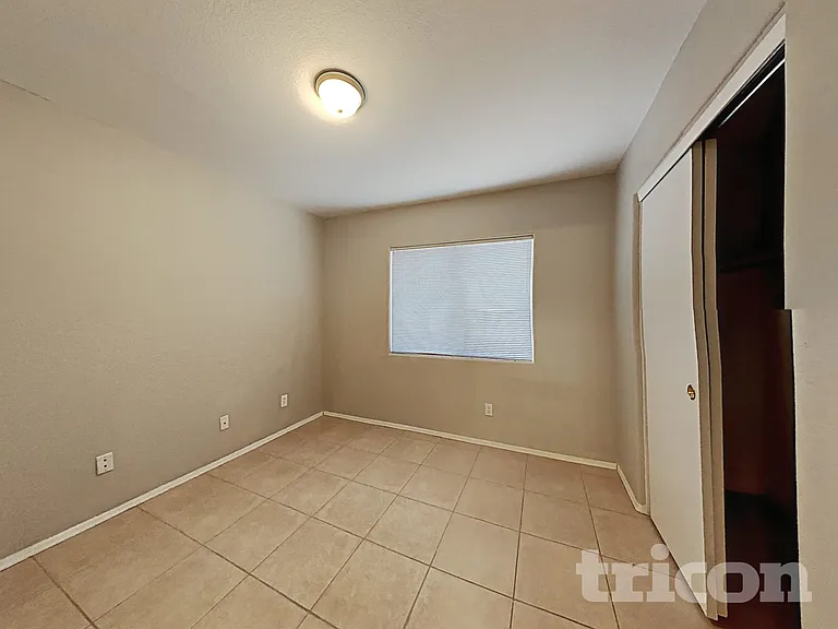 3555 W Via Del Sol Dr — Photo 12
