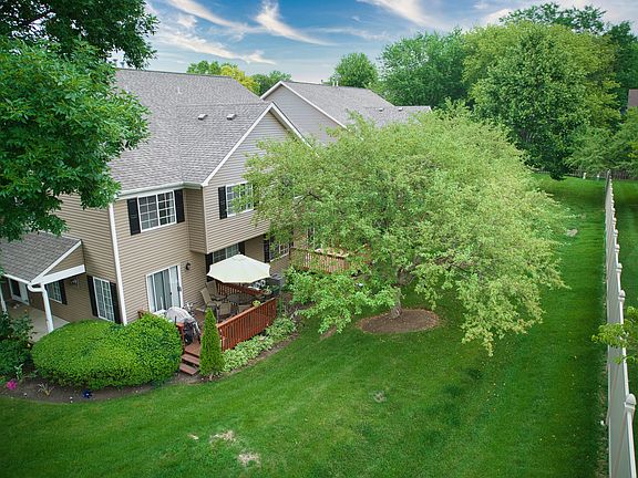 3rd image of 324 Village Creek Dr Unit 324
