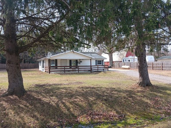 2905 W Burt Rd, Montrose, MI 48457