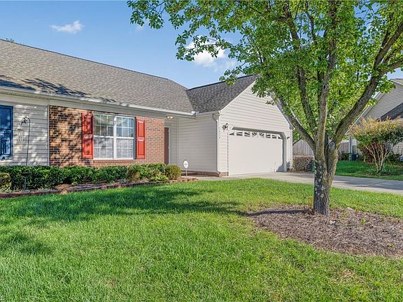 2nd image of 3624 Grandway Cir