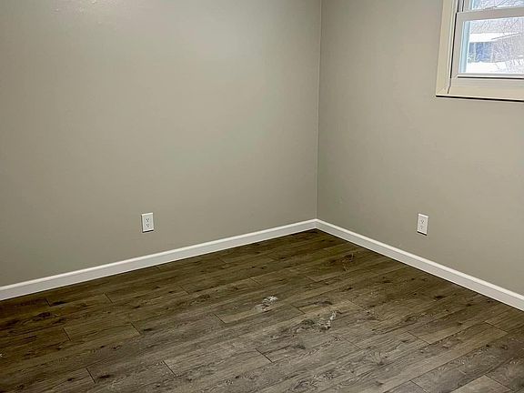 4th image of 601 Sequoia Ln #601