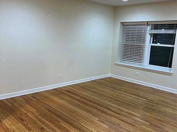 5th image of 412 School St APT 3B