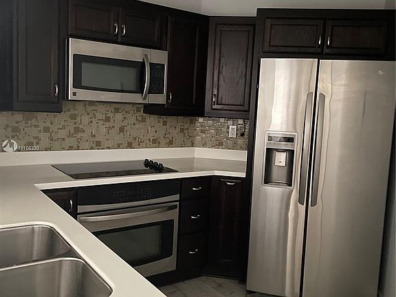 2nd image of 204-9419 Fontainebleau Blvd #204