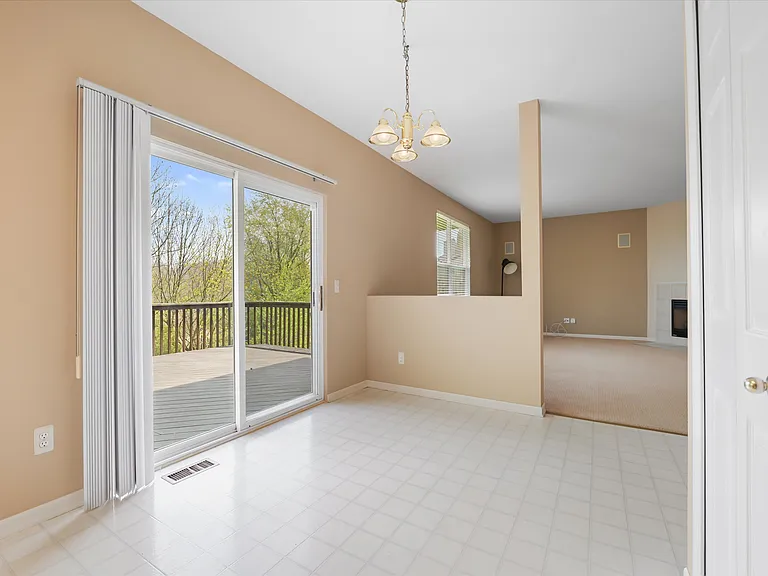 31216 Kingswood Blvd — Photo 15