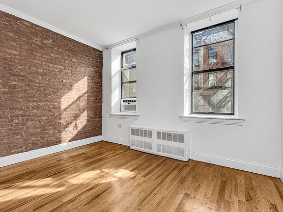 5th image of 158 Stanton St APT 5A
