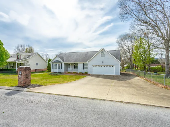 79 Robin Ann Ln, Fort Oglethorpe, GA 30742