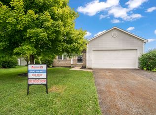2101 Symmes Ct, Grove City, OH 43123