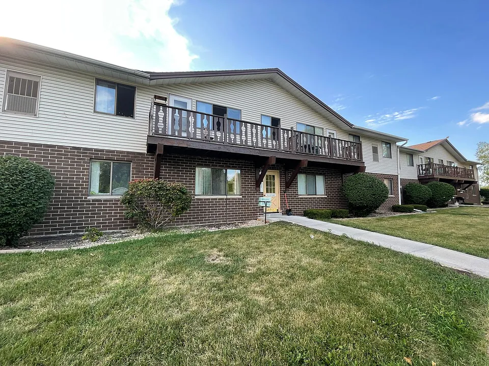 N111 W 15860th #15864