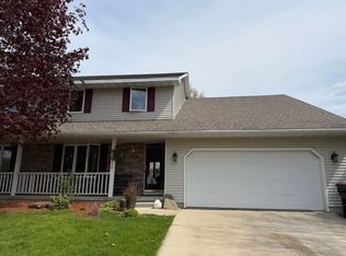 811 Southbound Dr, Deforest, WI 53532