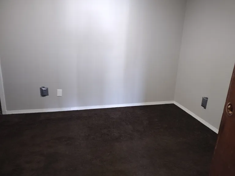 34 Rosalyn Ct #109M — Photo 2