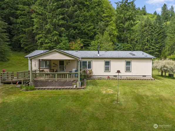 11 Turkey Track Lane, Raymond, WA 98577