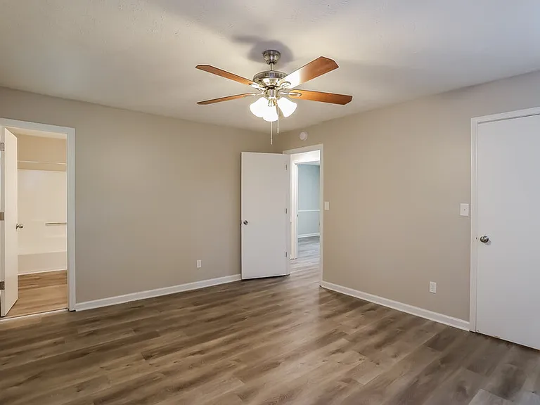 392 Doeskin Ln SE — Photo 12