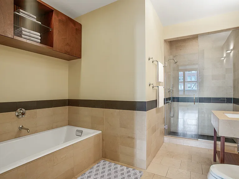 421 W 54th St #4G — Photo 7