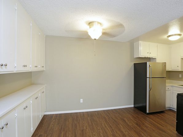 1486 Broadway #A75A924F2