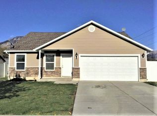 186 W Gate Ln, Ogden, UT 84404