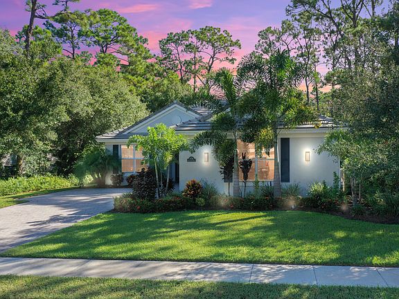 2nd image of 2738 Oak Alley Dr