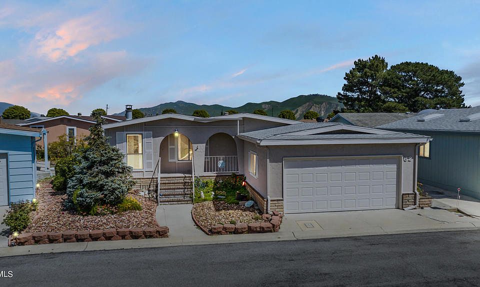1st image of 62 Poinsettia Gardens Dr