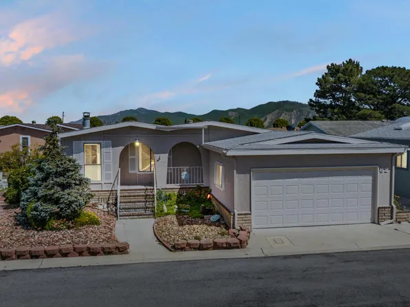 62 Poinsettia Gardens Dr, Ventura, CA 93004