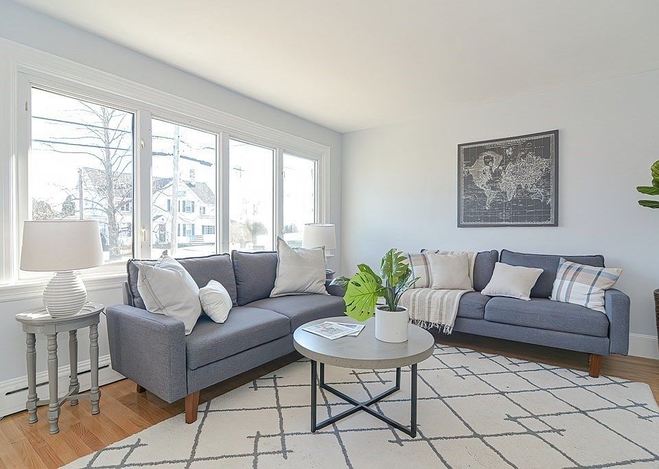 343 Lees River Ave, Somerset, MA 02725 Zillow