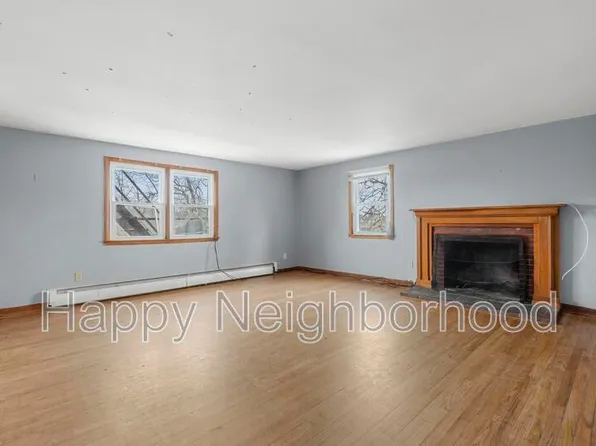 16 Atkins St Unit 4, Meriden, CT 06450