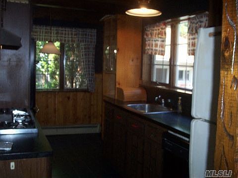 5th image of 815 Wallace Ave