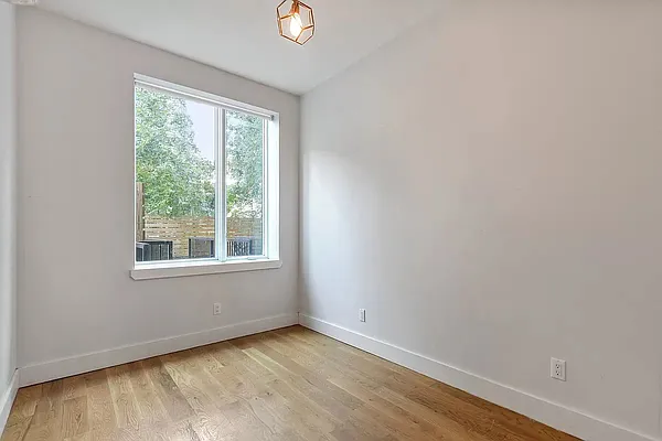 Rented by Douglas Elliman | media 35