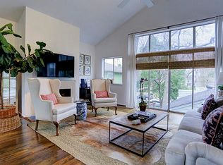 703 Byrne St APT B, Houston, TX 77009