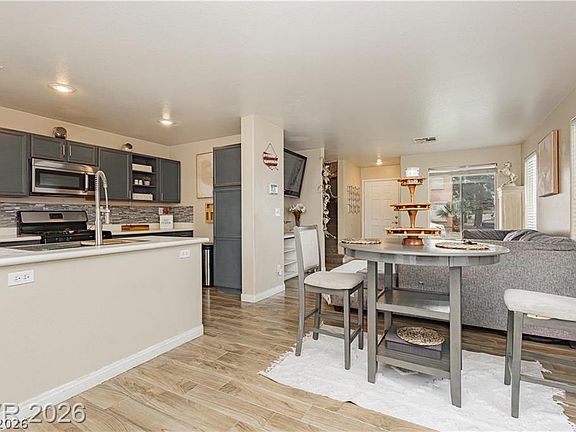 3rd image of 2054 Seattle Shore St