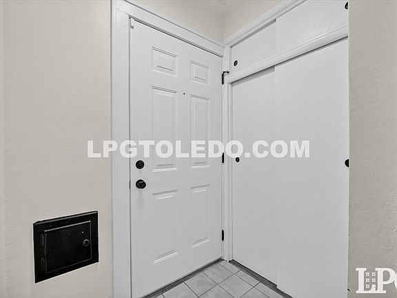 5th image of 1467 Craigwood Rd