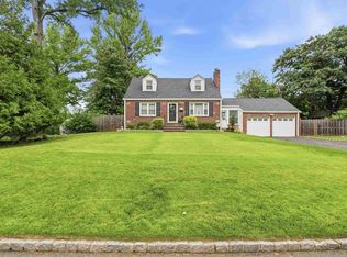 2025 Hill Top Rd, Scotch Plains, NJ 07076